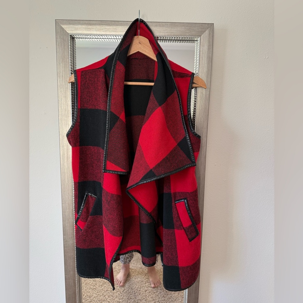 Buffalo Plaid Vest - LG
